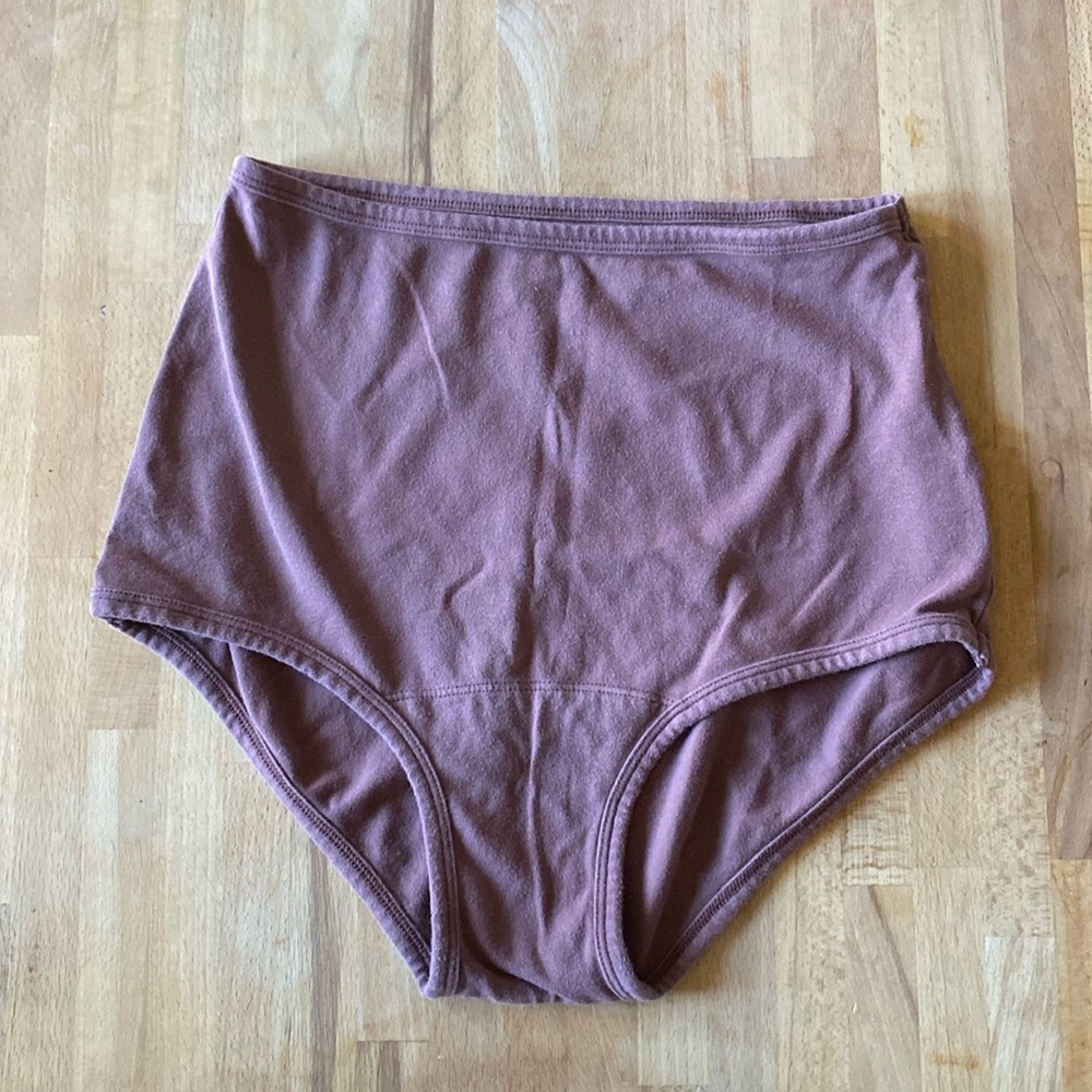 ARQ High Rise undies size Medium